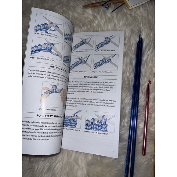 Knitting Needles Lot Diff Colors And Sizes One New K Crochet Hook Book Plus More - Picture 15 of 16